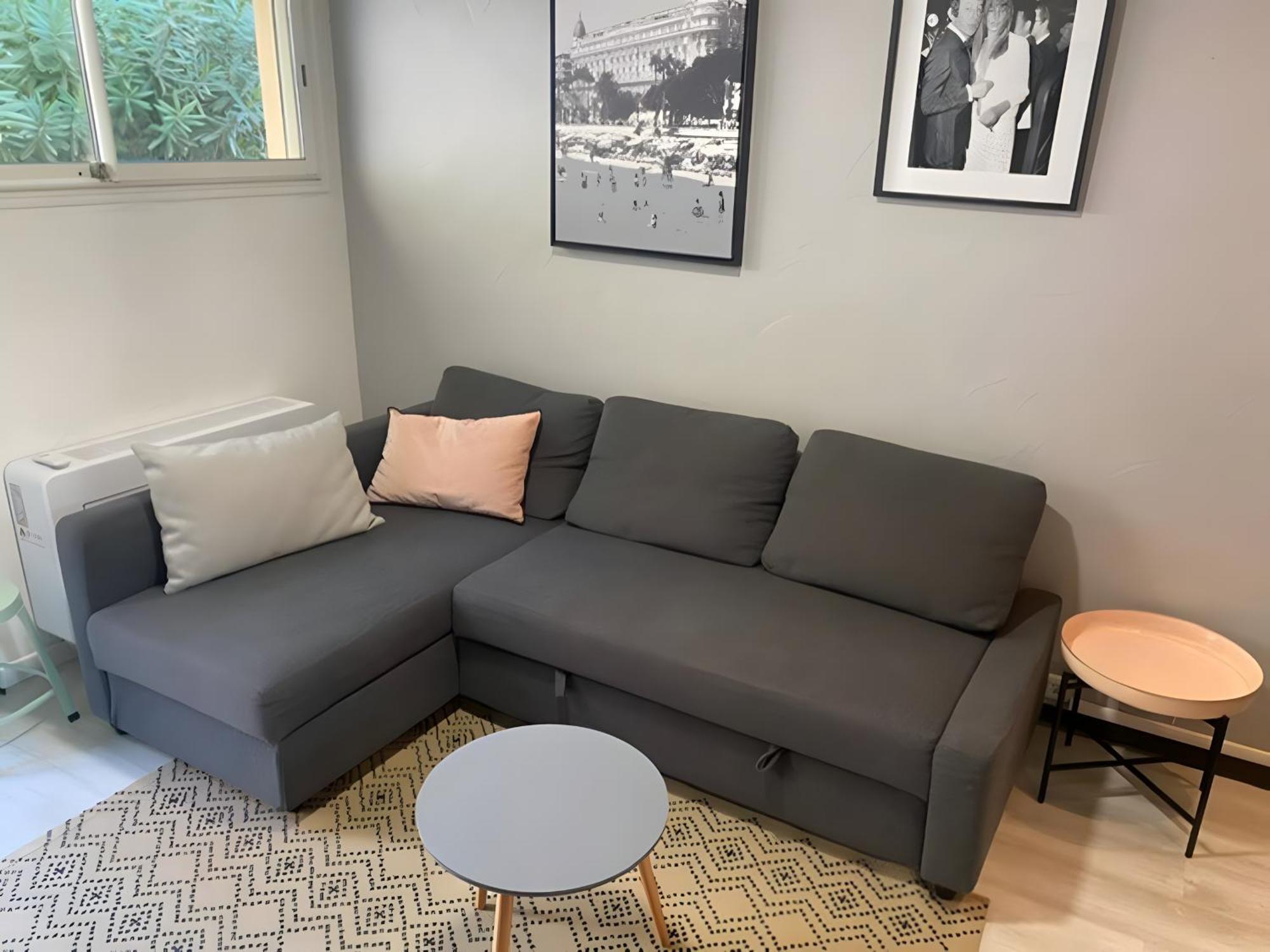 Tiny Modern Next To Croisette With Ac Appartement Cannes
