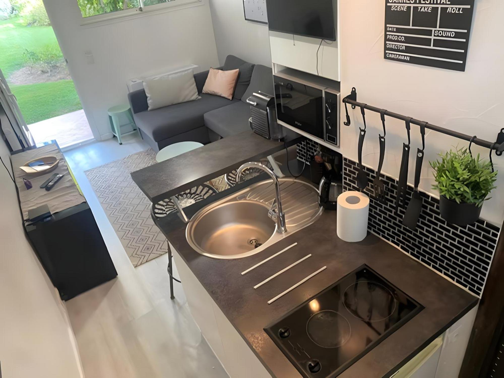 Tiny Modern Next To Croisette With Ac Appartement